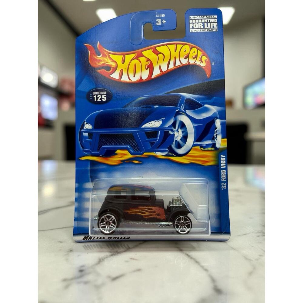 Hot Wheels '32 Ford Vicky Mattel Wheels 1:64 Diecast Black Flames 2000 Unopened